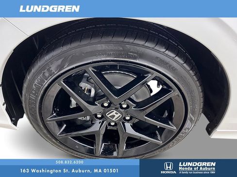 New 2025 Honda Civic Sport image 11