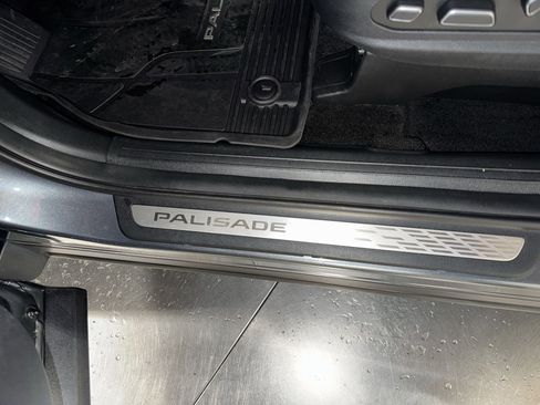 Used 2023 Hyundai Palisade Calligraphy w/ Cargo Package AWD/4WD image 19