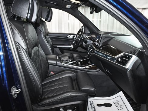 Used 2023 BMW X7 xDrive40i w/ Executive Package image 83