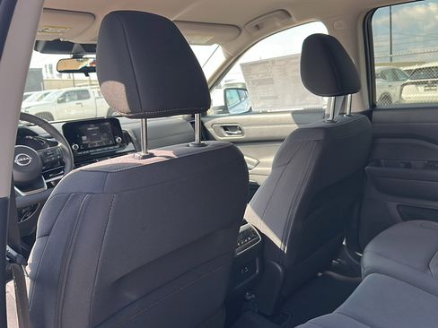 New 2025 Nissan Pathfinder SV w/ Black Appearance Package image 14