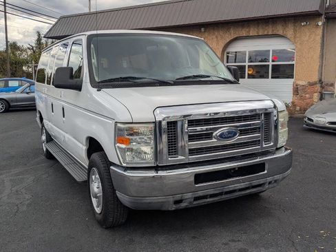 Used 2011 Ford E-350 and Econoline 350 XLT image 21