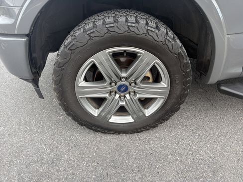 Used 2018 Ford F150 XLT w/ Equipment Group 302A Luxury image 11