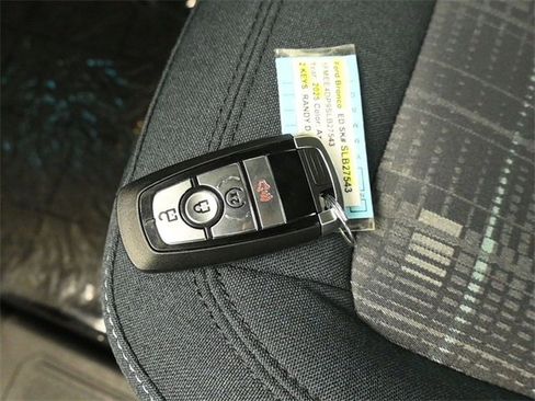 New 2025 Ford Bronco Heritage Edition image 11