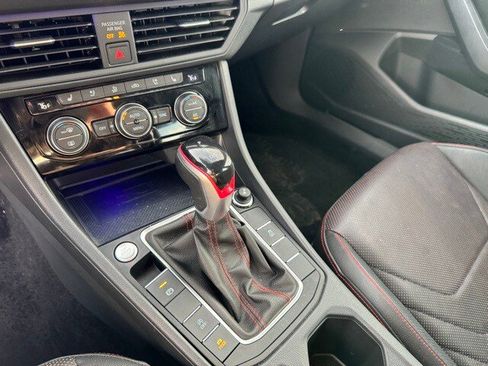 Used 2024 Volkswagen Jetta GLI Autobahn w/ GLI Black Package image 25