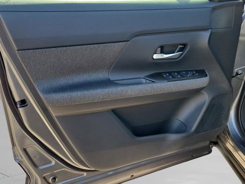 New 2026 Nissan Kicks SV image 16