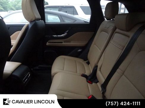 Used 2022 Lincoln Corsair Reserve w/ Equipment Group 201A AWD/4WD image 6