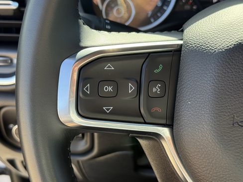 Used 2024 RAM 1500 Laramie image 16