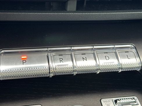 New 2026 Lincoln Nautilus Reserve image 21