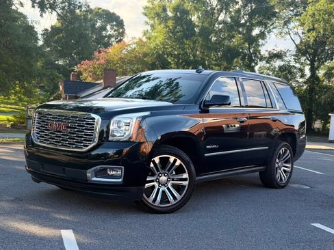 Used 2019 GMC Yukon Denali w/ Denali Ultimate Package RWD image 2