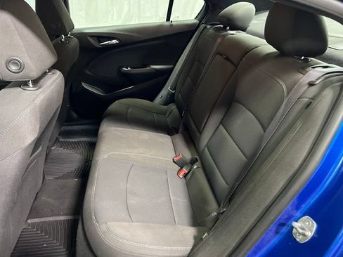 Used 2016 Chevrolet Cruze LT w/ Sun And Sound Package FWD image 16