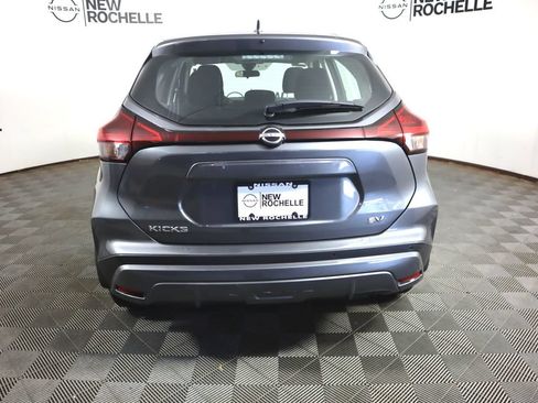 Used 2023 Nissan Kicks SV FWD image 6