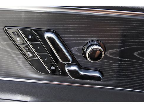 New 2026 Cadillac Lyriq Luxury AWD/4WD image 22