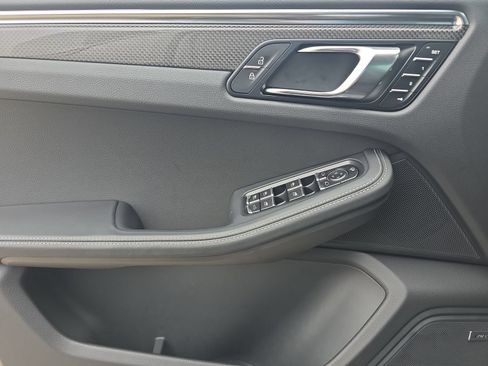 Certified 2026 Porsche Macan GTS AWD/4WD image 14