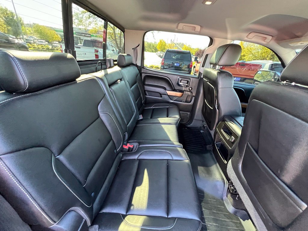 Used 2015 Chevrolet Silverado 1500 LTZ AWD/4WD image 23