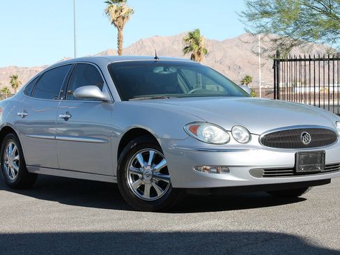 Used 2005 Buick LaCrosse CXL w/ Gold Convenience Package FWD image 2