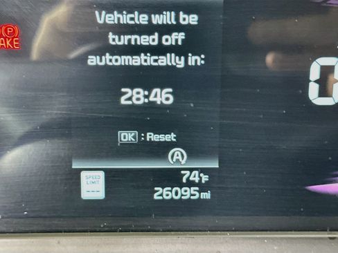Used 2025 Kia Seltos S FWD image 19