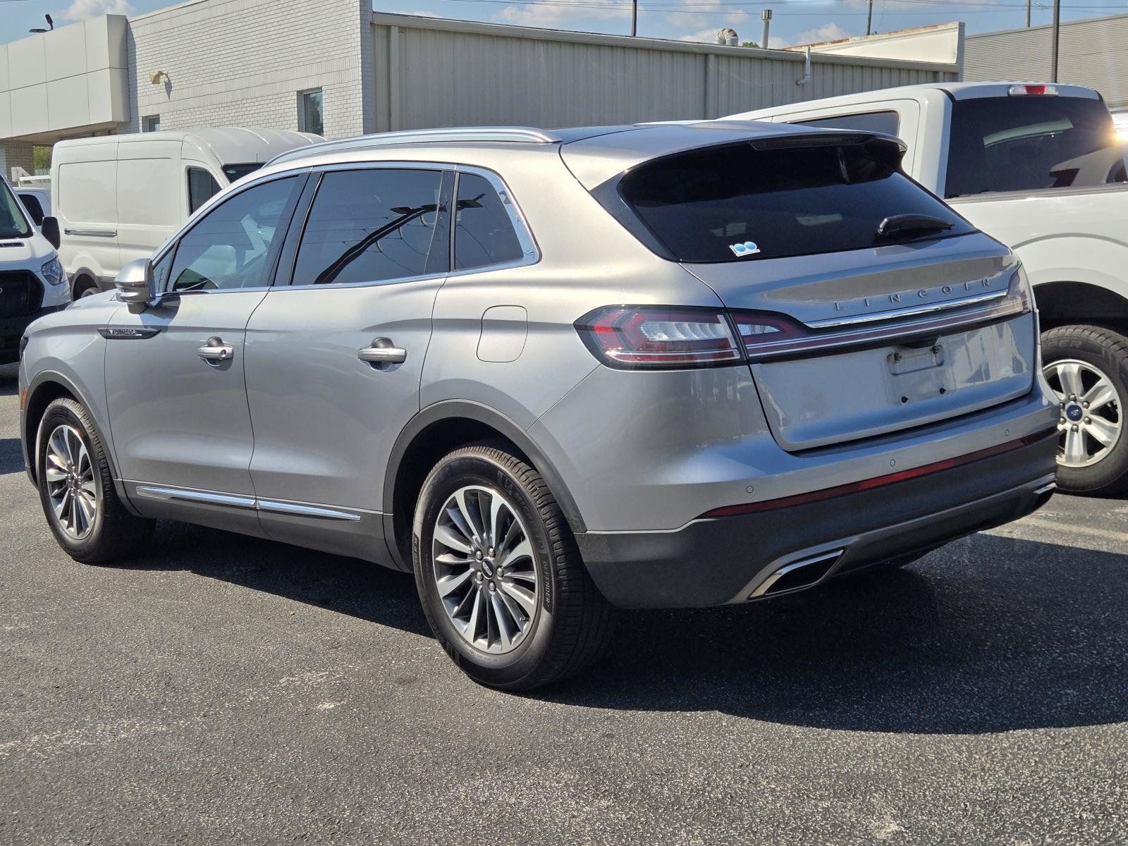 Used 2021 Lincoln Nautilus Reserve FWD image 6
