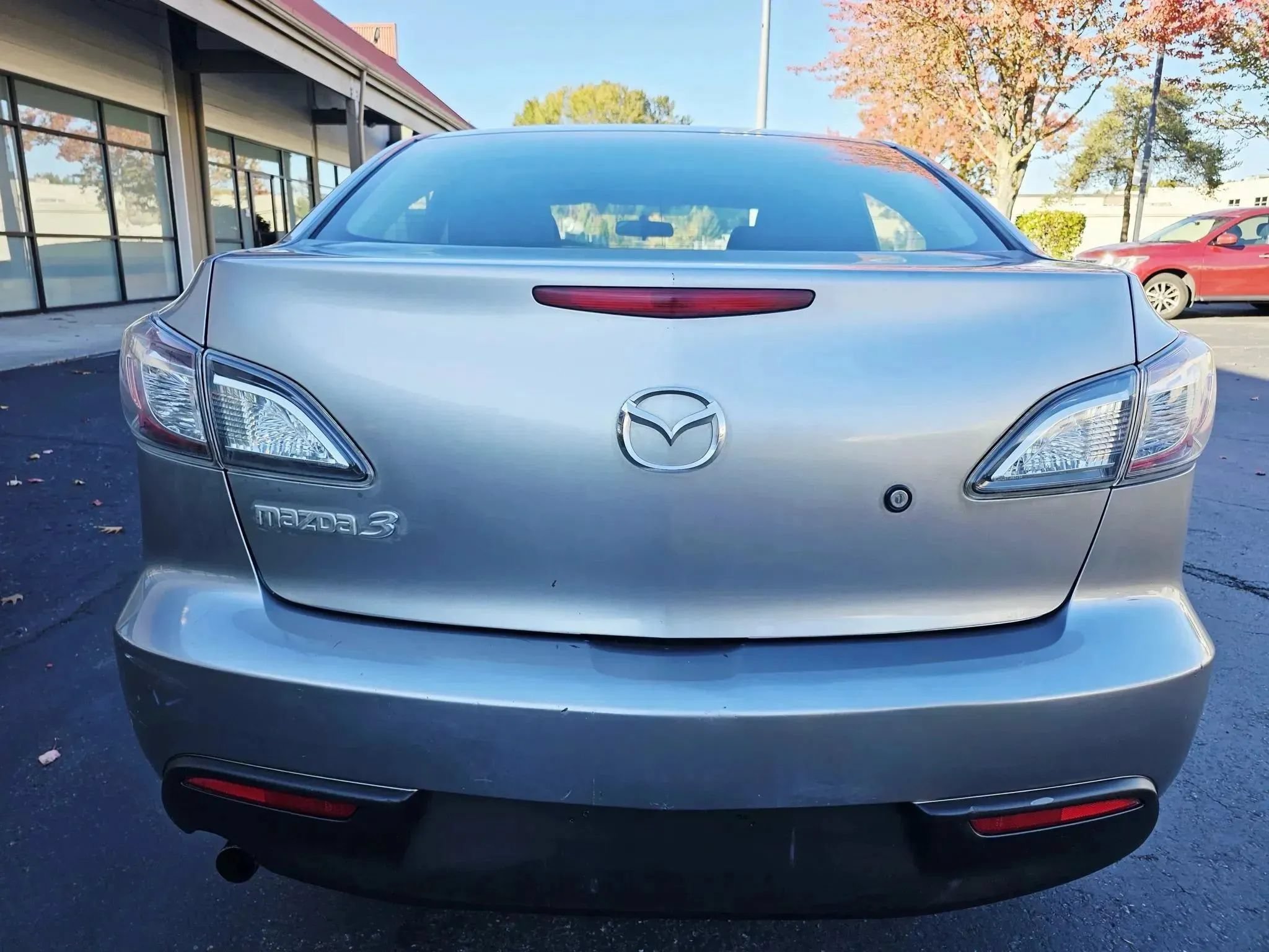 Used 2010 MAZDA MAZDA3 i Sport FWD image 4