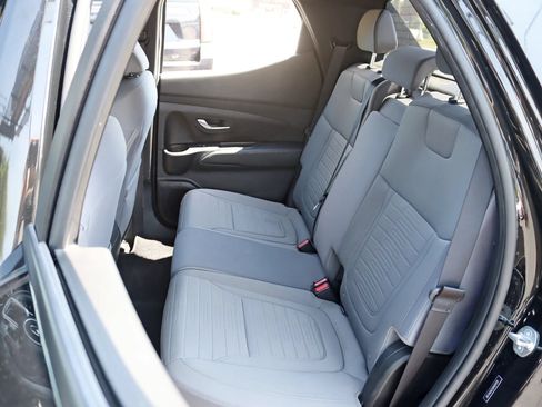 Used 2024 Hyundai Santa Cruz SE AWD/4WD image 27
