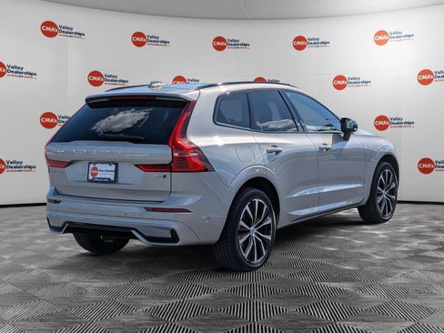 Used 2023 Volvo XC60 B5 Ultimate w/ Climate Package AWD/4WD image 5