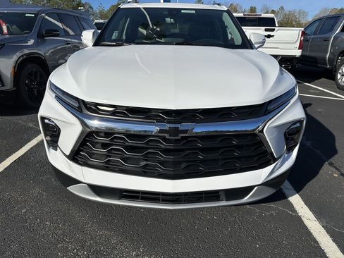 New 2025 Chevrolet Blazer LT w/ Sound & Technology Package image 6