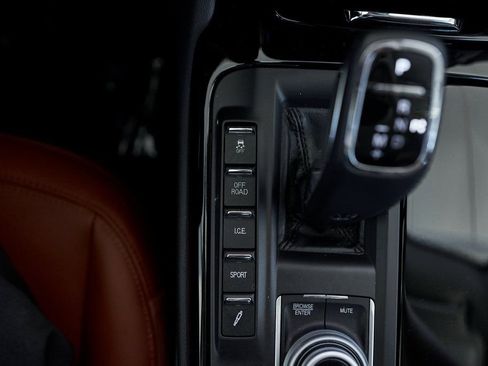 Used 2022 Maserati Levante GT image 43