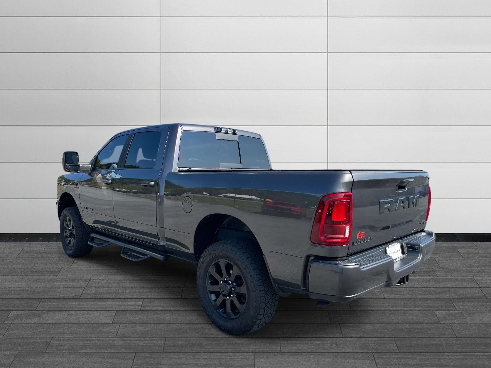 Used 2025 RAM 2500 Laramie w/ Night Edition AWD/4WD image 5