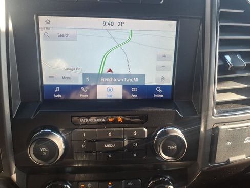 Used 2020 Ford F150 XLT w/ Equipment Group 302A Luxury image 17