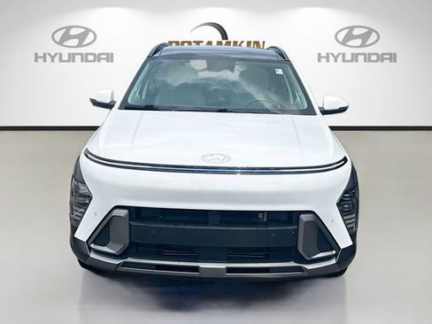 Used 2024 Hyundai Kona Limited FWD image 2