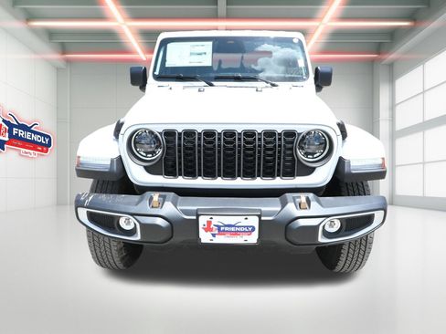 New 2026 Jeep Gladiator Mojave AWD/4WD image 5