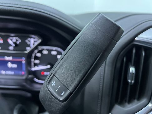 Used 2020 GMC Sierra 1500 SLE w/ SLE Value Package RWD image 25