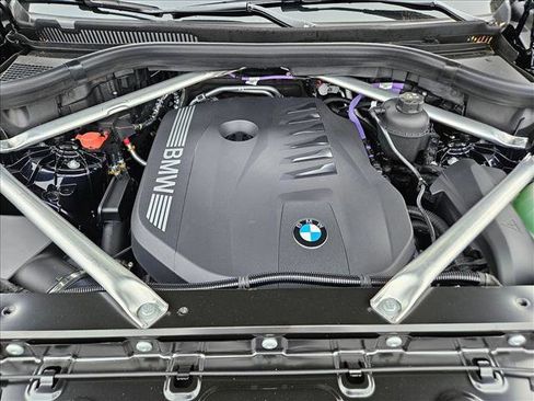 New 2026 BMW X5 xDrive40i w/ M Sport Package image 17