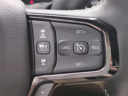 New 2025 RAM 3500 Limited AWD/4WD image 27