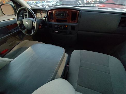 Used 2006 Dodge Ram 1500 Truck SLT w/ TRX4 Group AWD/4WD image 31