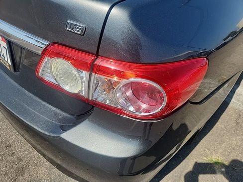 Used 2012 Toyota Corolla LE FWD image 14