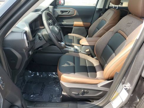 New 2026 Ford Bronco Sport Outer Banks w/ Outer Banks Tech Package+ AWD/4WD image 13