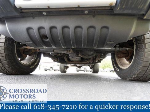 Used 2014 Jeep Wrangler Unlimited Sahara w/ Connectivity Group AWD/4WD image 12