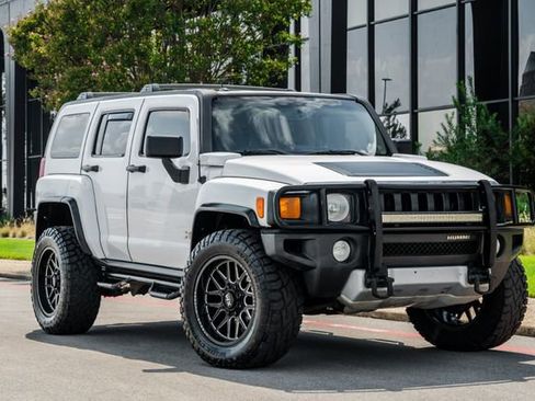 Used 2009 HUMMER H3 Alpha image 47