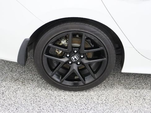 Used 2025 Honda Civic Sport image 6