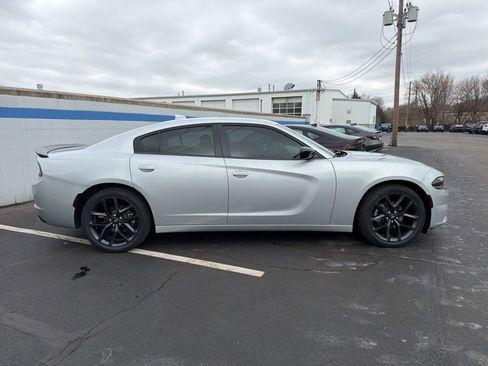 Used 2021 Dodge Charger SXT w/ Plus Group image 6