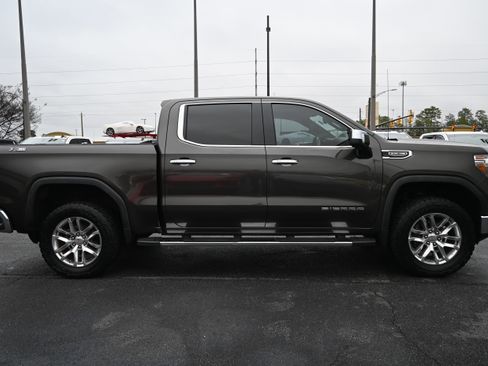 Used 2019 GMC Sierra 1500 SLT w/ SLT Premium Plus Package image 11