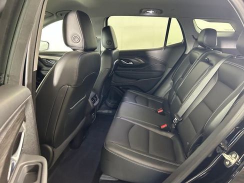 Used 2024 GMC Terrain SLT AWD/4WD image 24