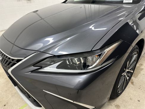 Certified 2023 Lexus ES 350 w/ Premium Package image 6