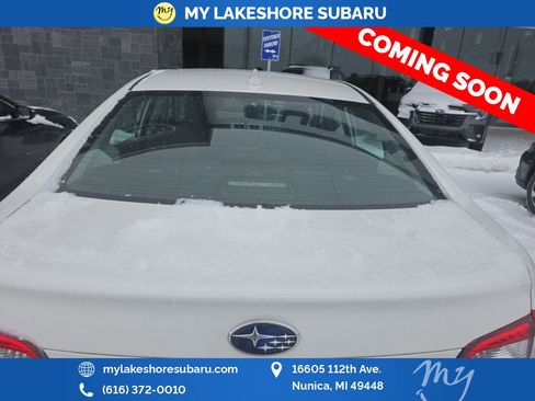 Used 2017 Subaru Legacy 2.5i Premium w/ Moonroof Package image 8