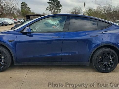Used 2022 Tesla Model Y Long Range image 13