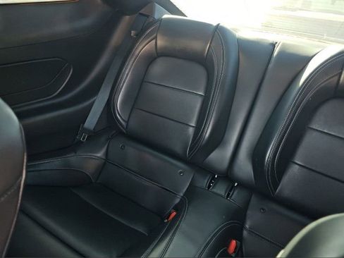 Used 2024 Ford Mustang GT Premium image 9