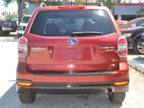 Used 2014 Subaru Forester 2.5i Premium w/ Popular Package #2 AWD/4WD image 13
