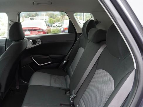 Used 2023 Kia Soul LX w/ Option Group 015 image 16