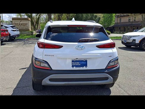 Used 2023 Hyundai Kona SEL w/ Cargo Package AWD/4WD image 7