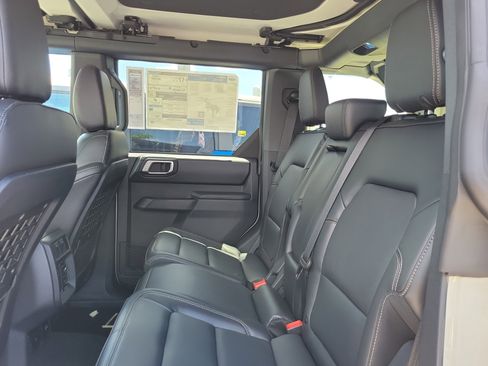 New 2026 Ford Bronco Badlands AWD/4WD image 10